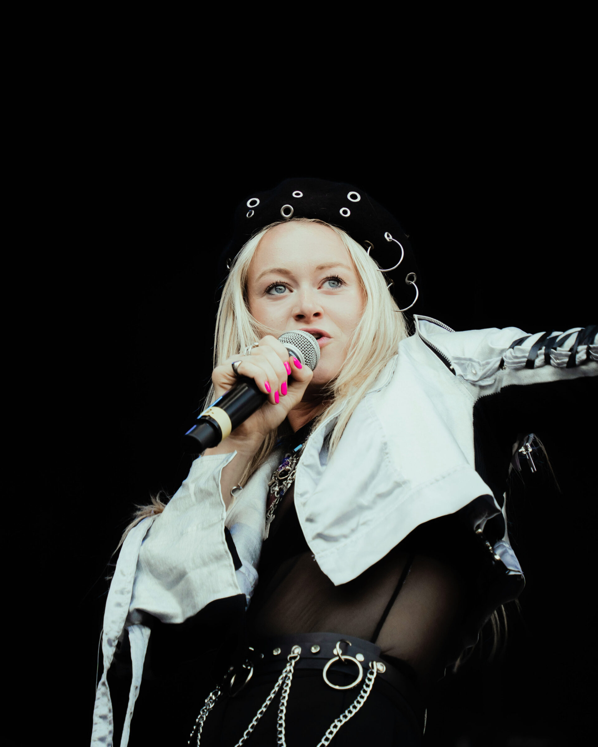 So Good ©Nicole Sassi, live at Citadel Music Festival Berlin 2025